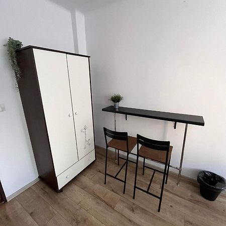 Well Apartment In Old Town คราคูฟ ภายนอก รูปภาพ